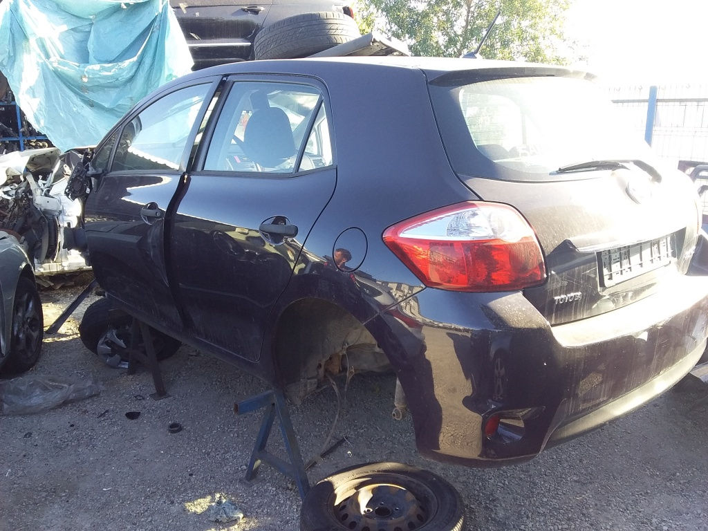 Toyota Auris 2007-2012 piese фото 0