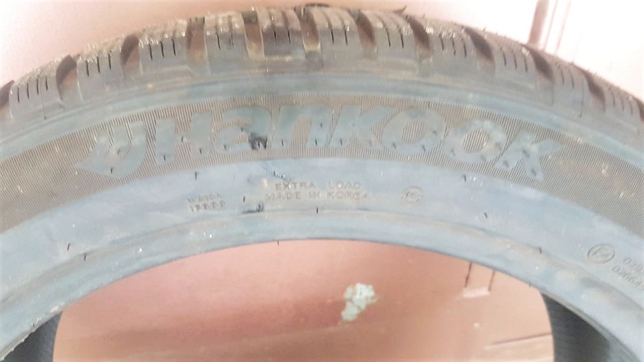 R21 275/45 Зимние шины Hankook