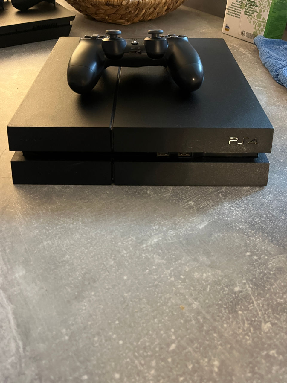  Playstation 4 +1 joaca pe disc gratuit  foto 0