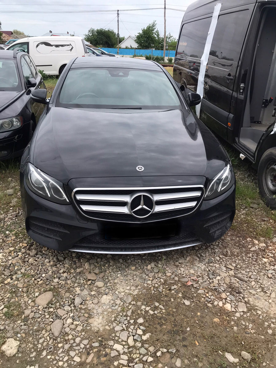 Usa neagra mercedes w213 mercedes w205 zapciasti piese разборка мерседес 213 черная дверь капот w213 foto 0