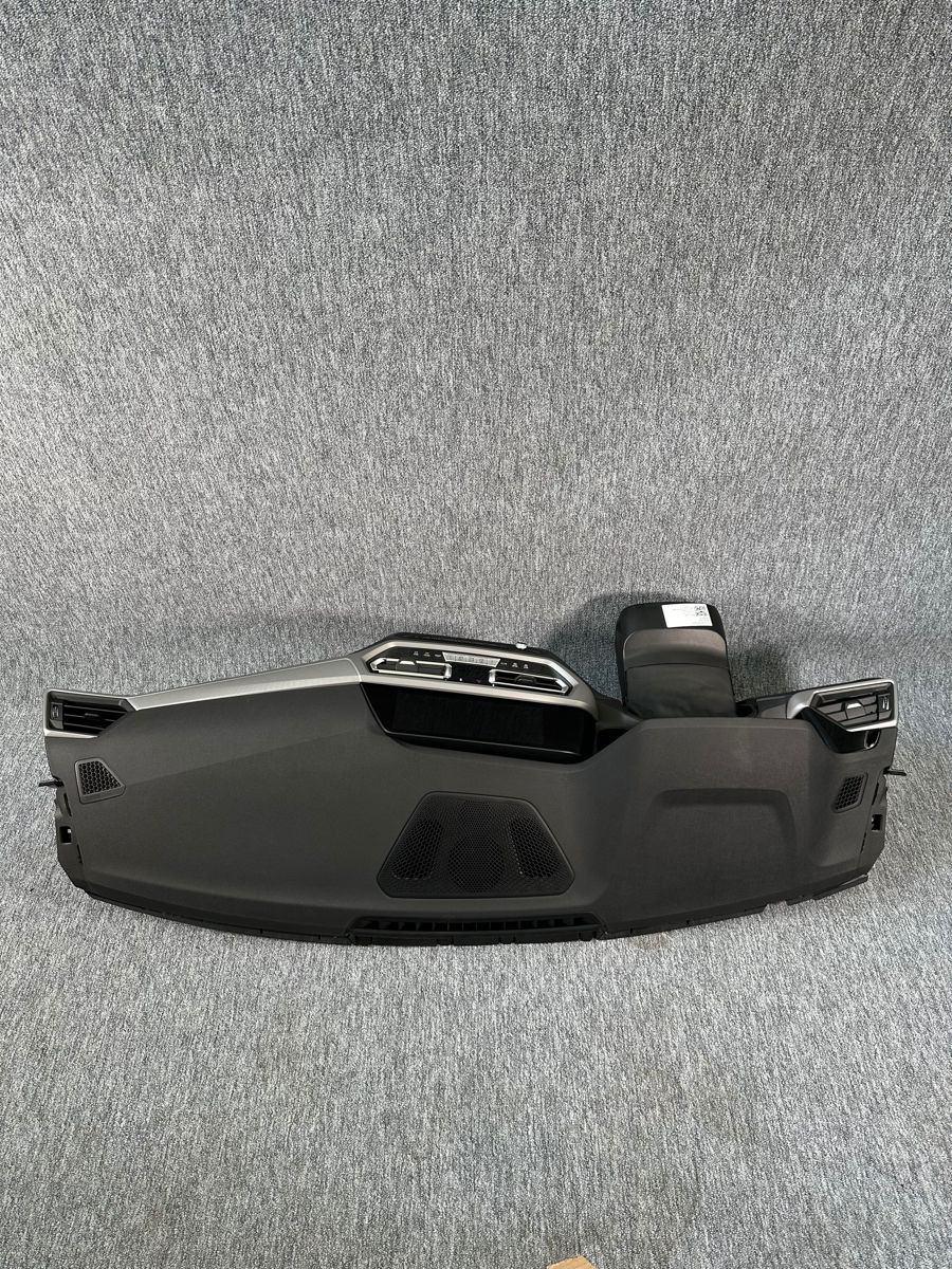 Plansa bord BMW G20 G21 G22 G23 G26 G80 G81 G82  foto 5
