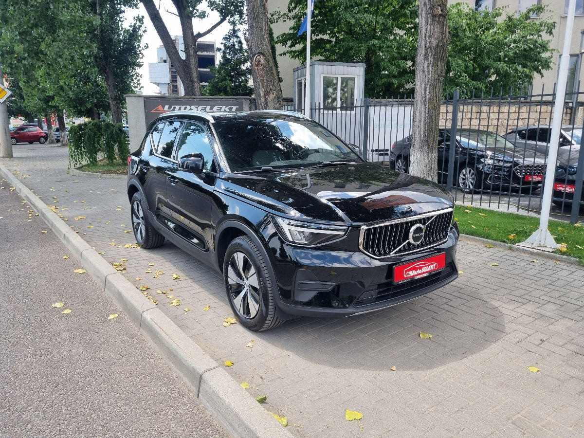 Volvo XC40 2023 photo 3