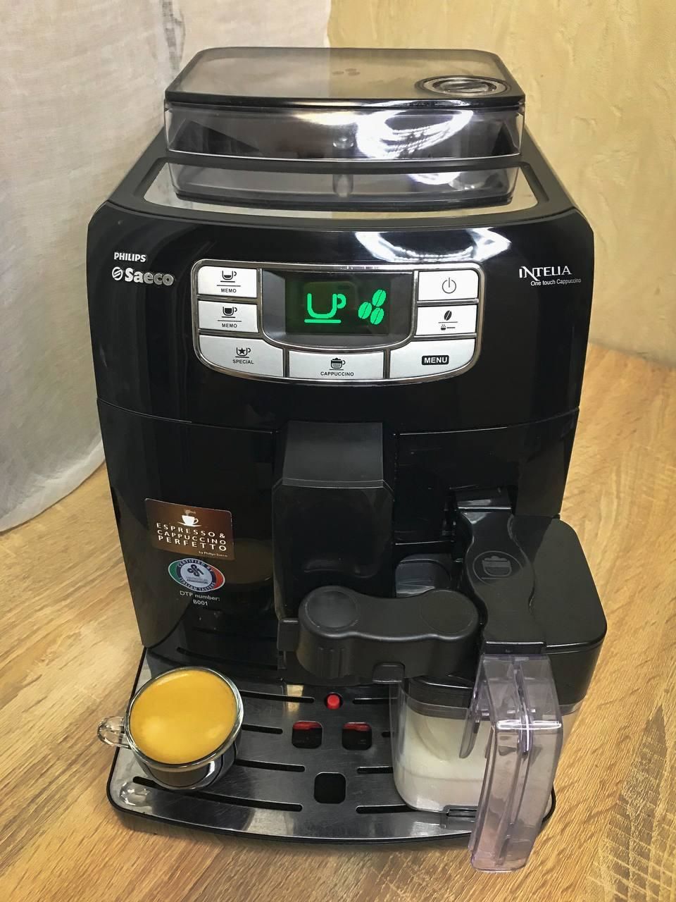 Итальянская кофемашина Saeco Intelia One Touch Cappuccino в идеальном ...