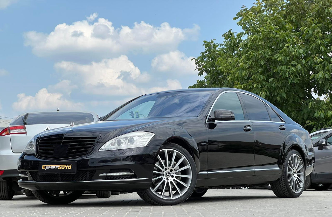 Mercedes S Class foto 1