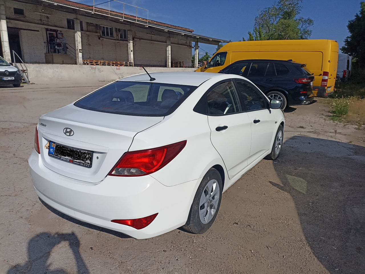 Hyundai Accent foto 3