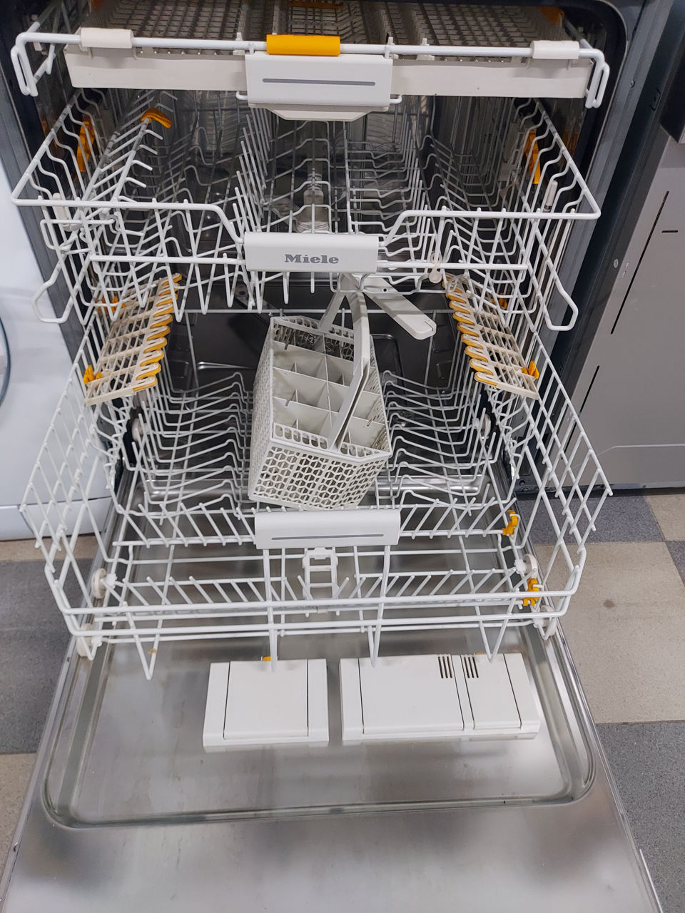 Mașina de spălat vase Miele Siemens Bosch fără parcurs pe Moldova фото 3