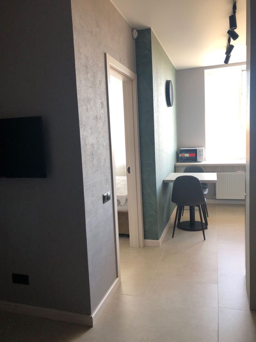 Apartament cu 1 odaie +living pe termen lungBloc nouReparatie moderna Mobilat si utilat foto 6