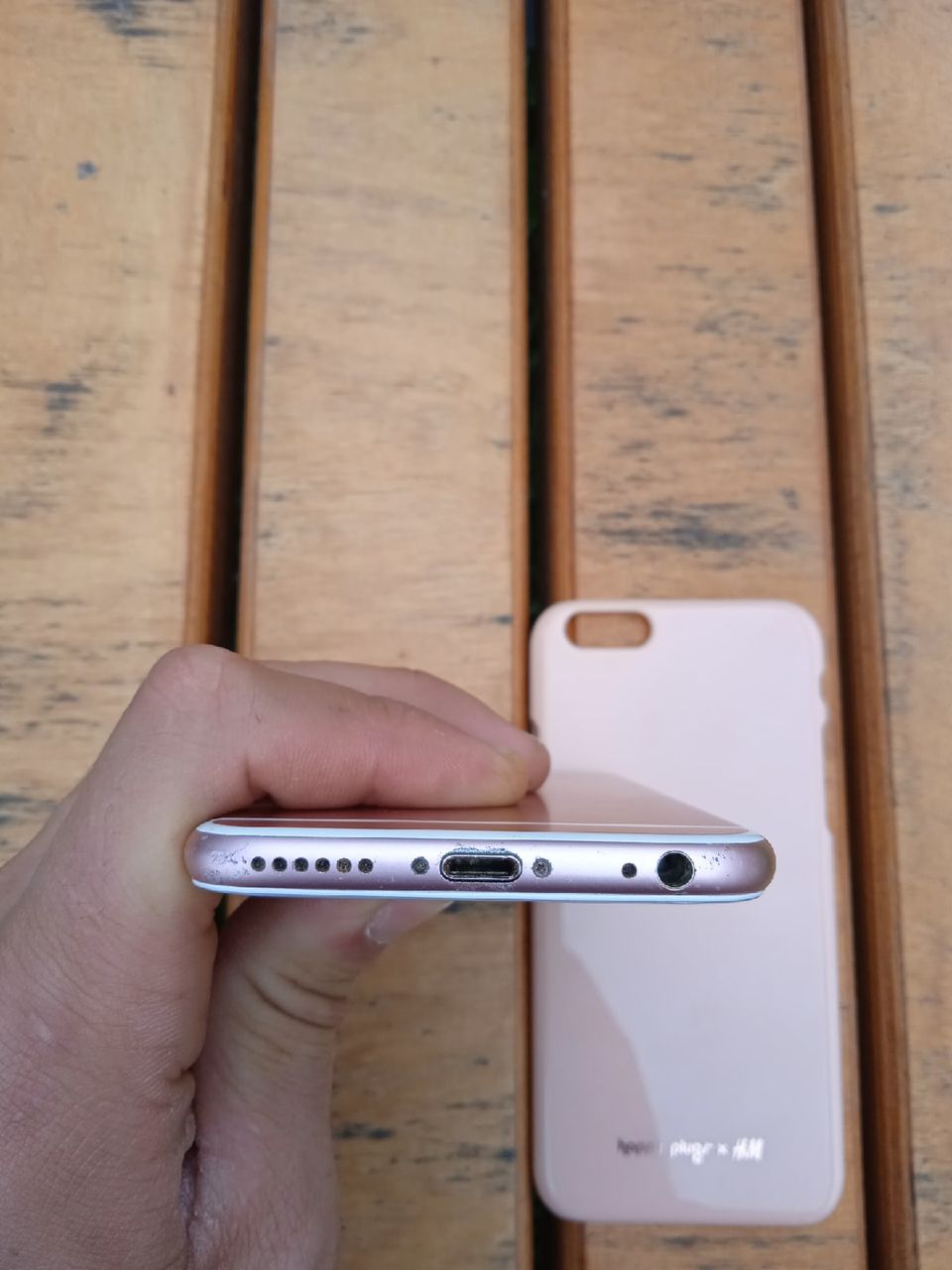 Продам айфон 6s