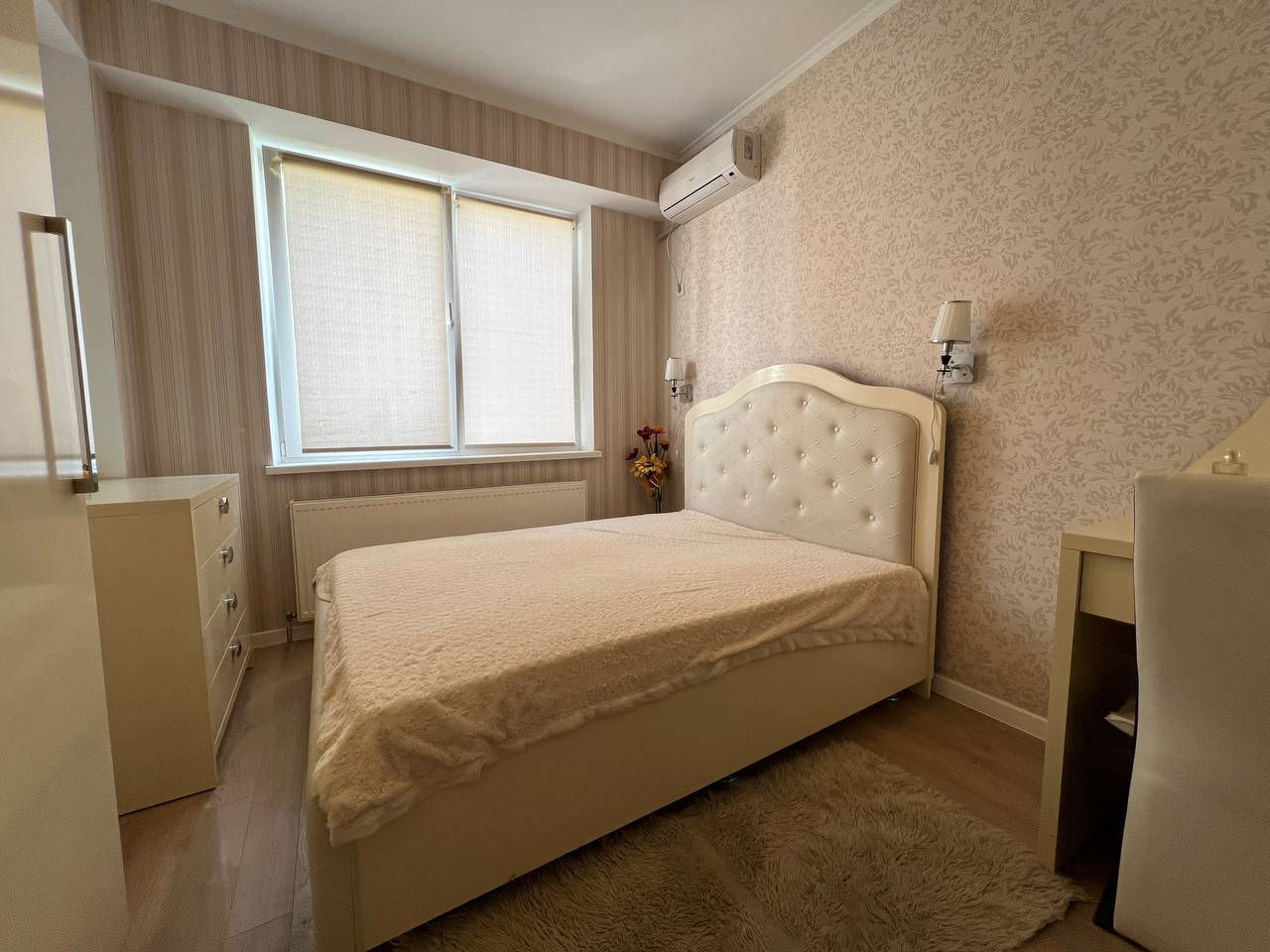 Apartament cu 2 camere, 40 m², Centru, Chișinău foto 0