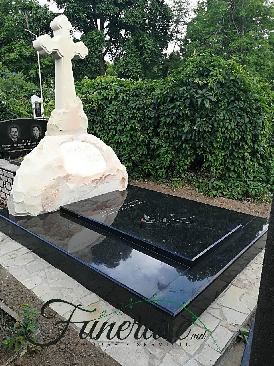 Monumente si articole funerare de la producator фото 6