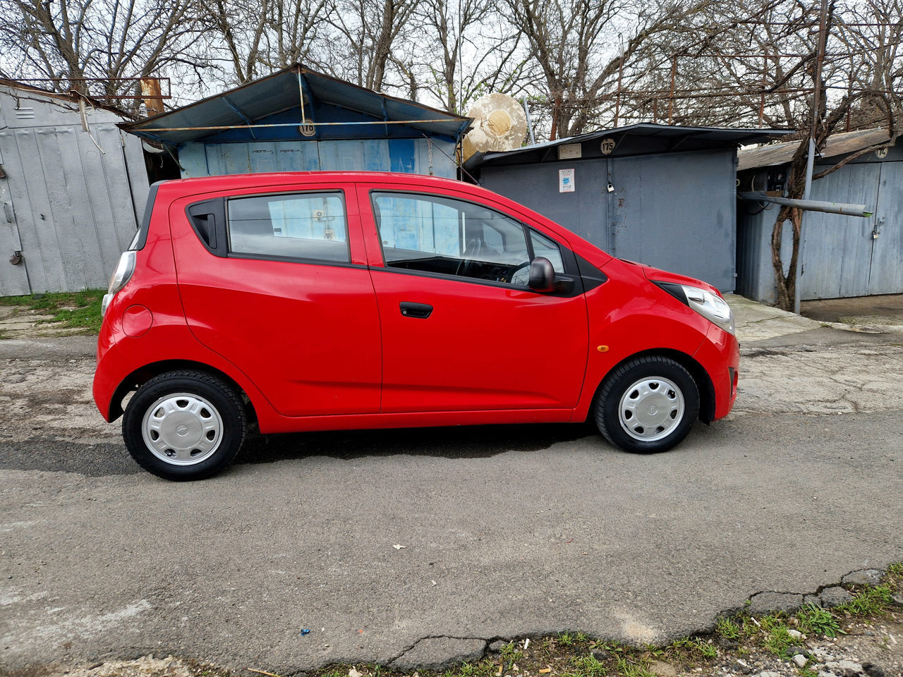Chevrolet Spark фото 4