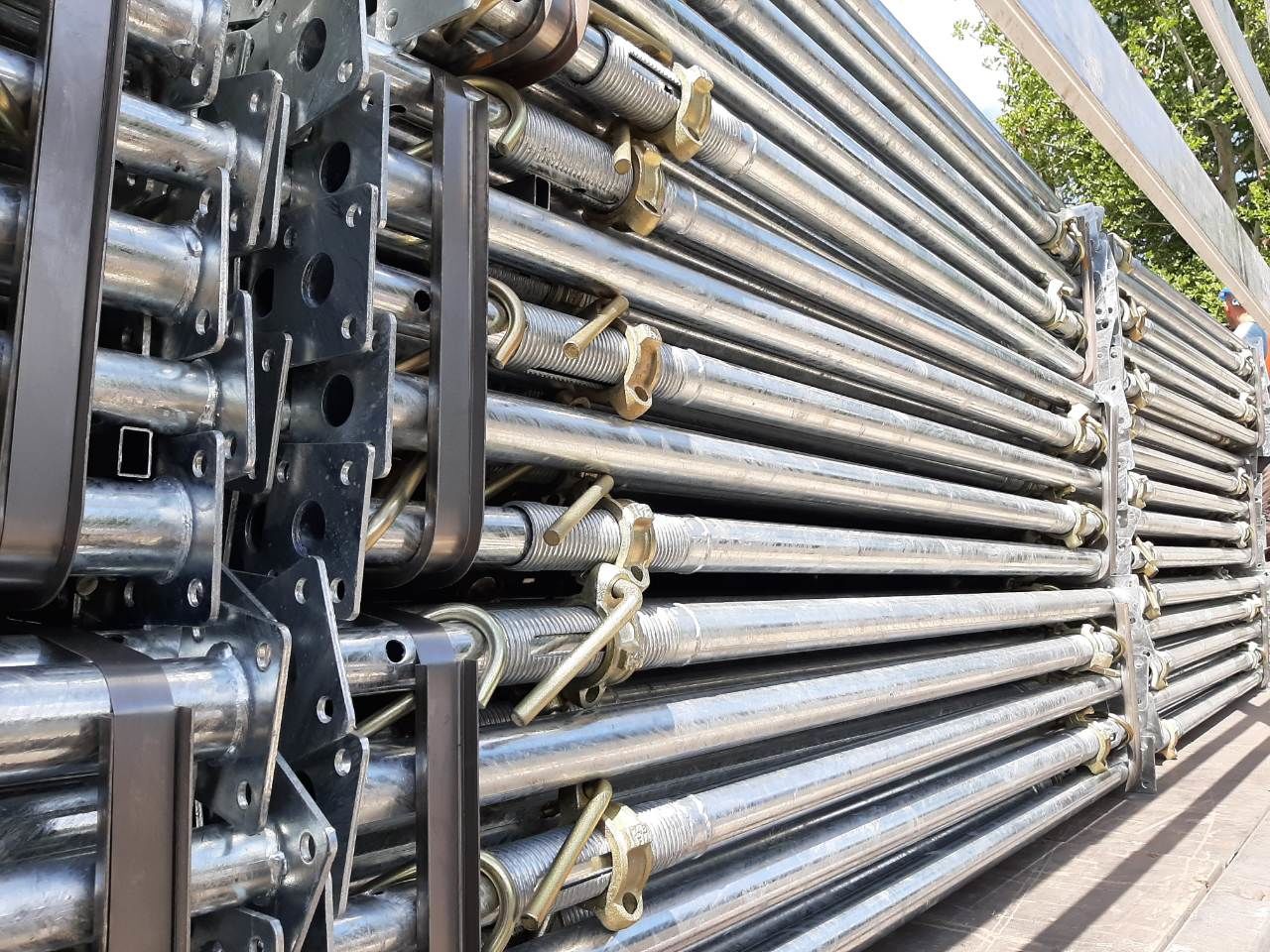 Popi telescopici galvanizati - стойки телескопические гальванизированны фото 0