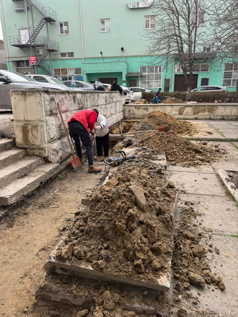 Ручная копка траншей для воды, газа, канализации и фундамента! foto 0