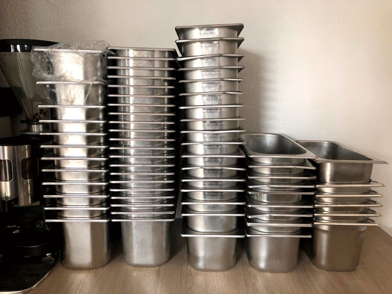 Malaxor pentru aluat, recipiente gastronomice, farfurii  foto 6