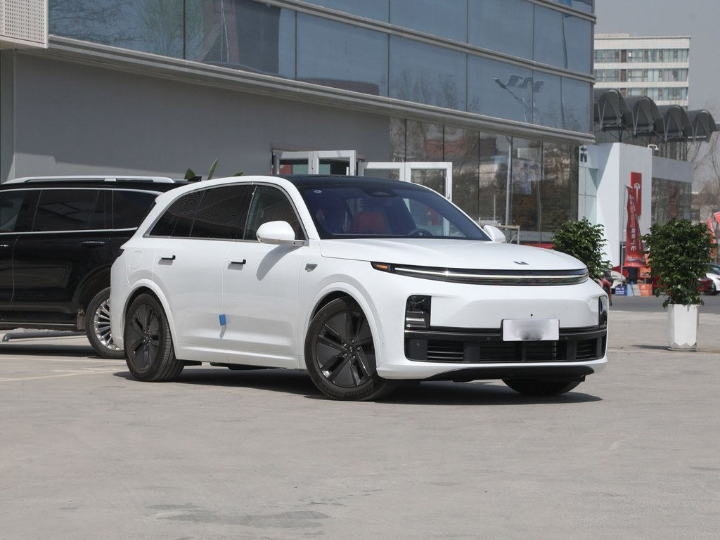 LiXiang L7 фото 2