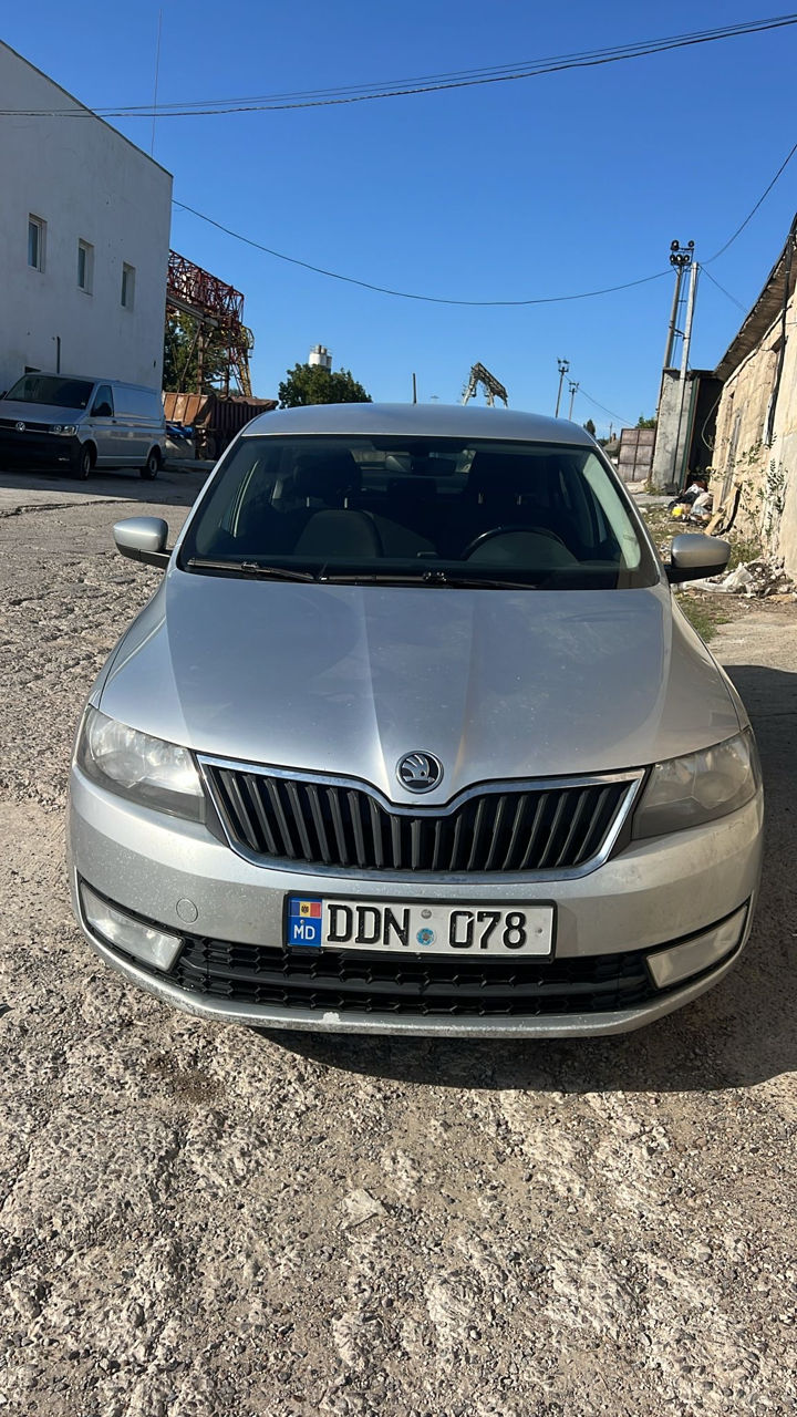 Skoda Rapid foto 0