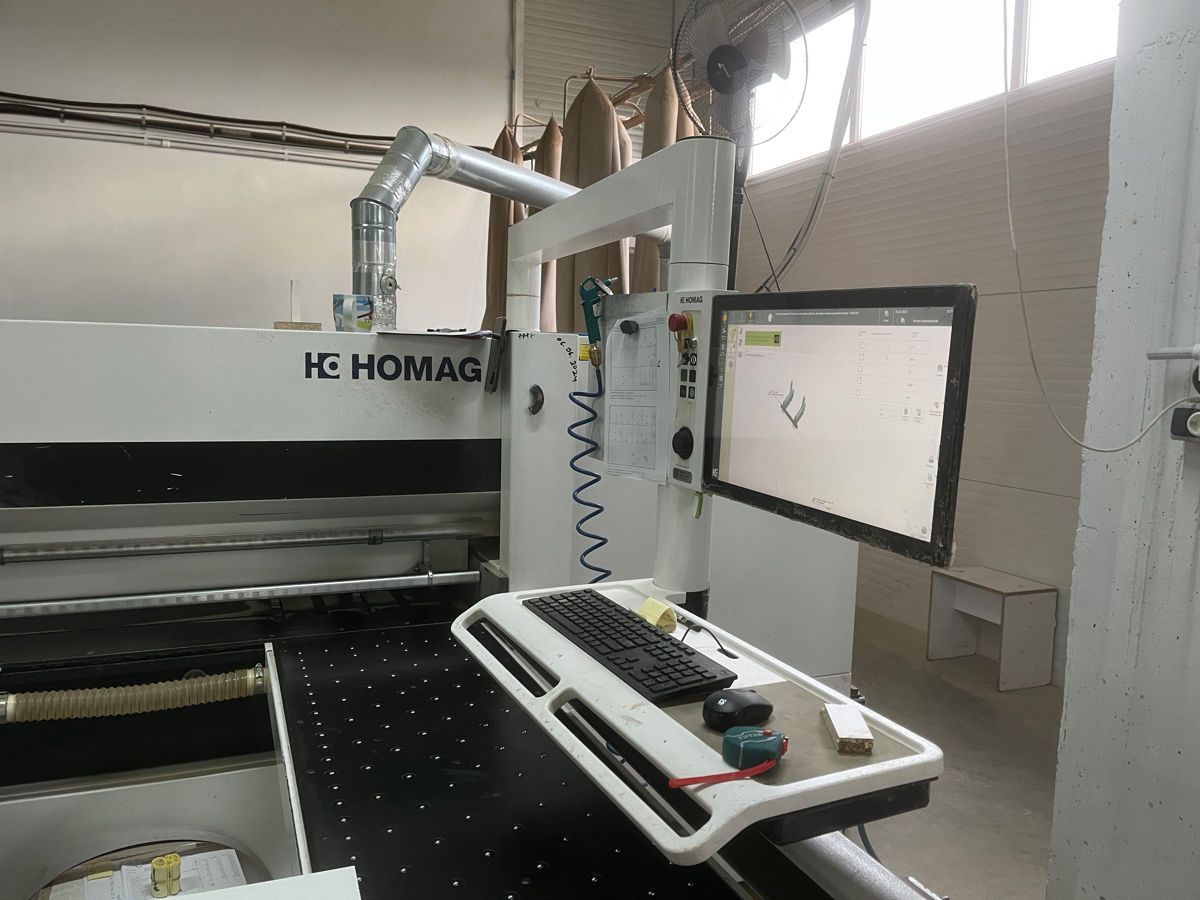 Продаю станок - Пильный центр homag foto 1