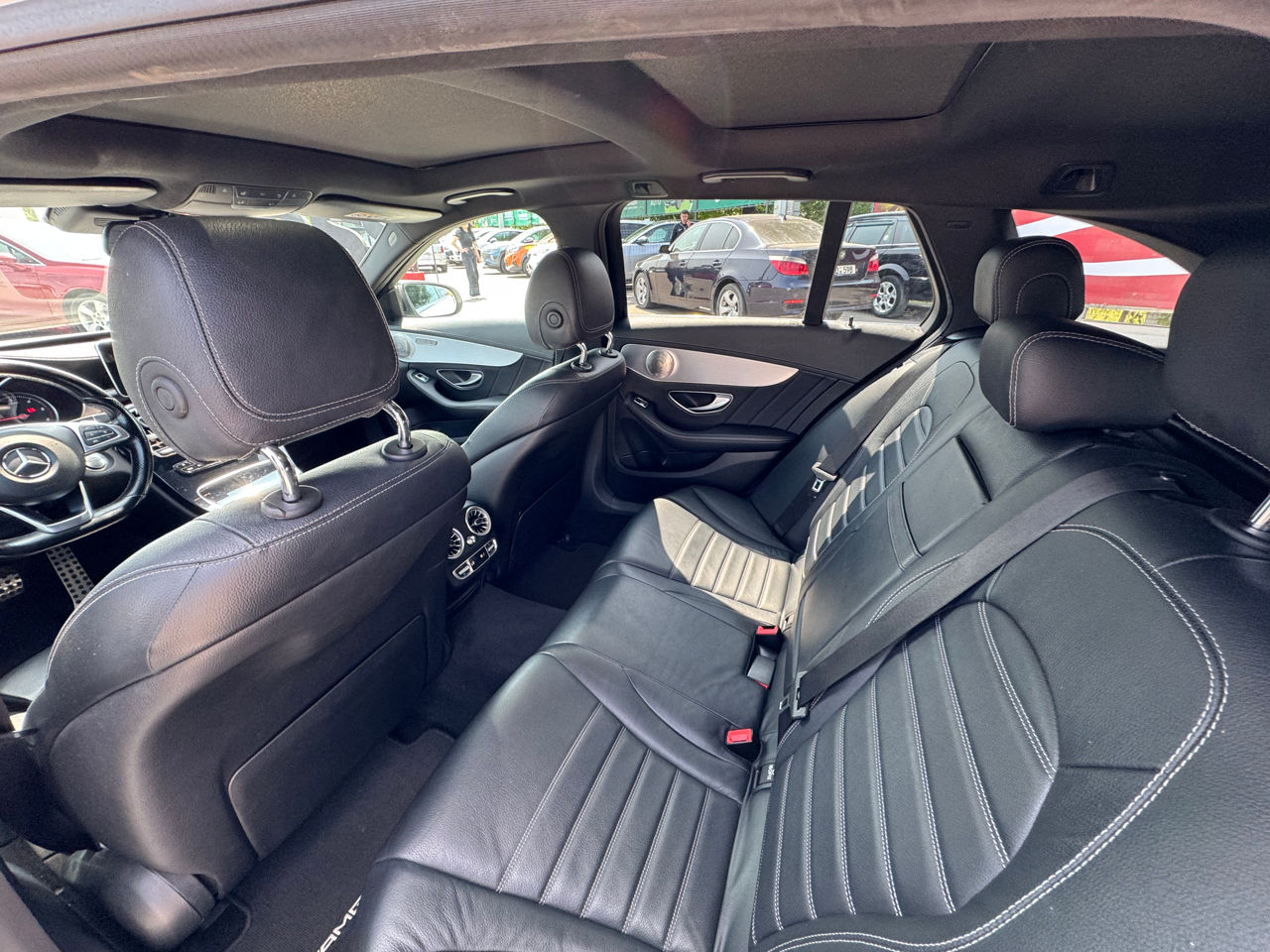 Mercedes C-Class фото 8