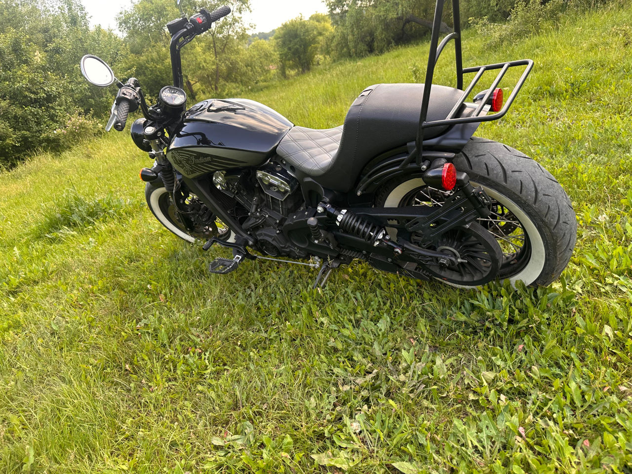 Indian Motorcycle Scout Bobber фото 4