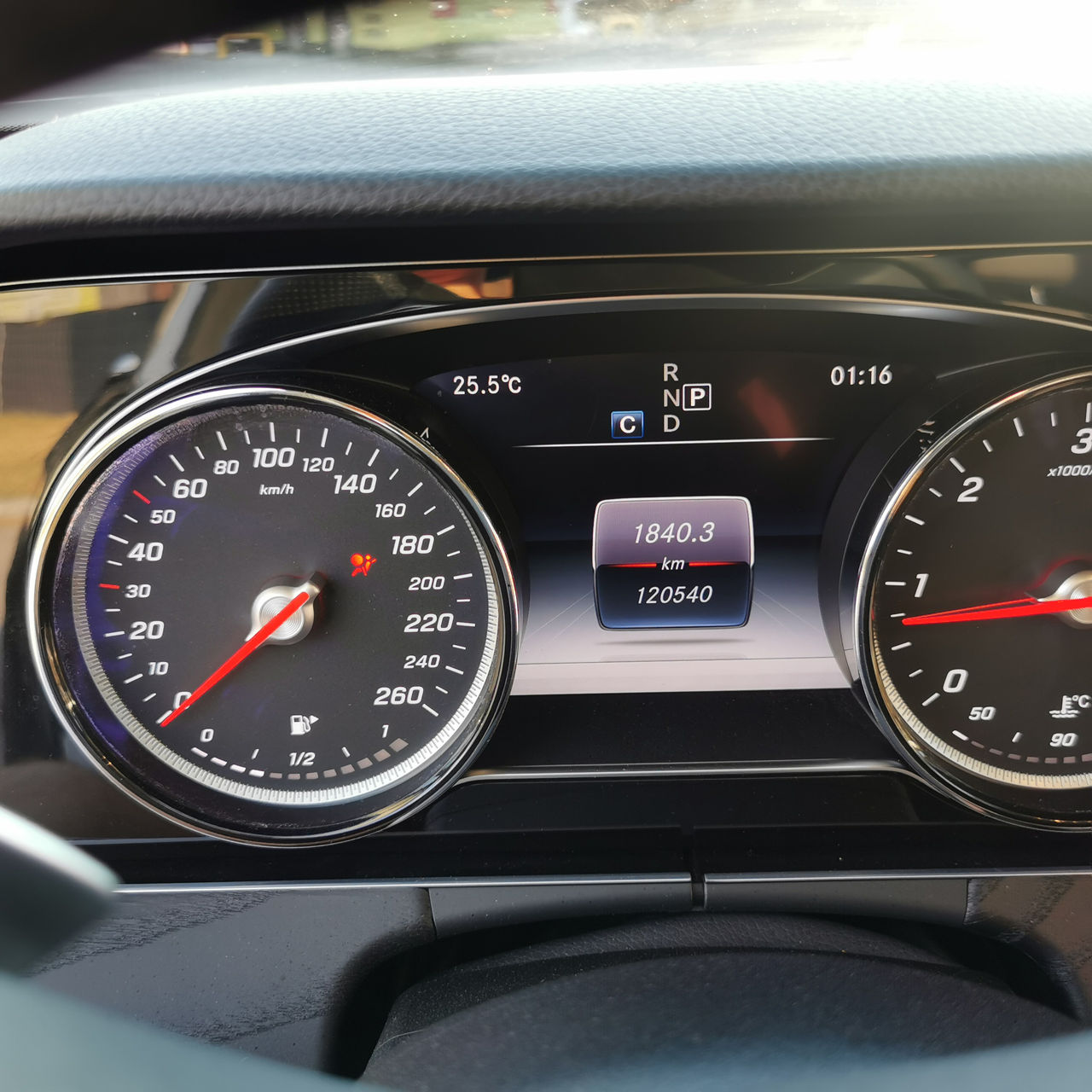 Mercedes E-Class foto 4