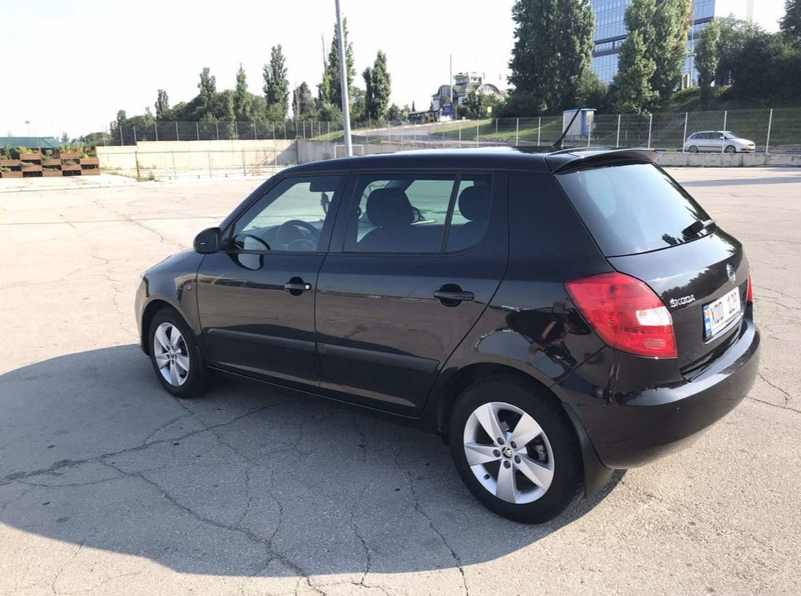 Skoda Fabia фото 3