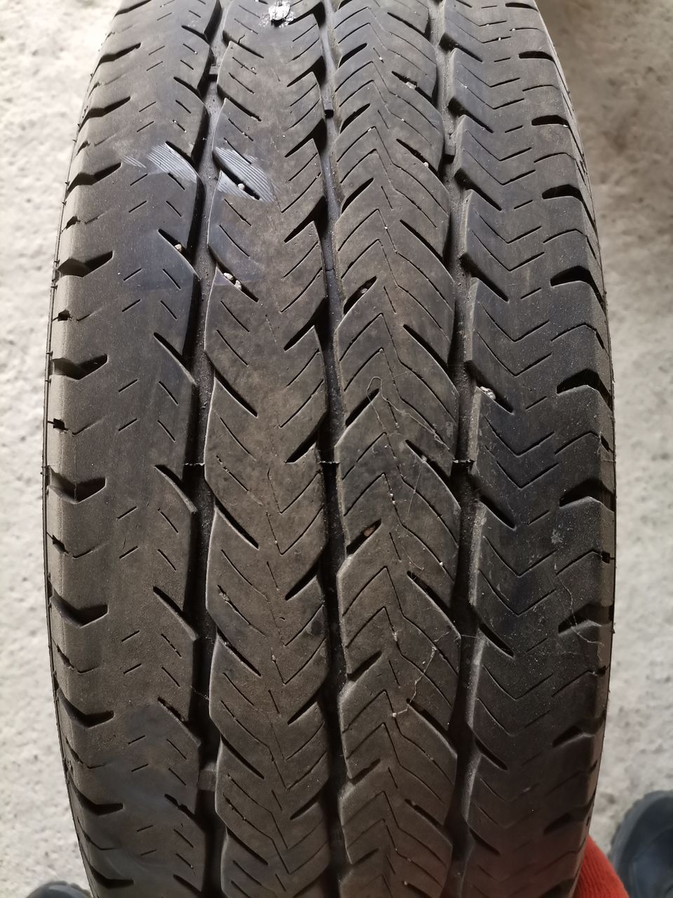 205/65 R16C