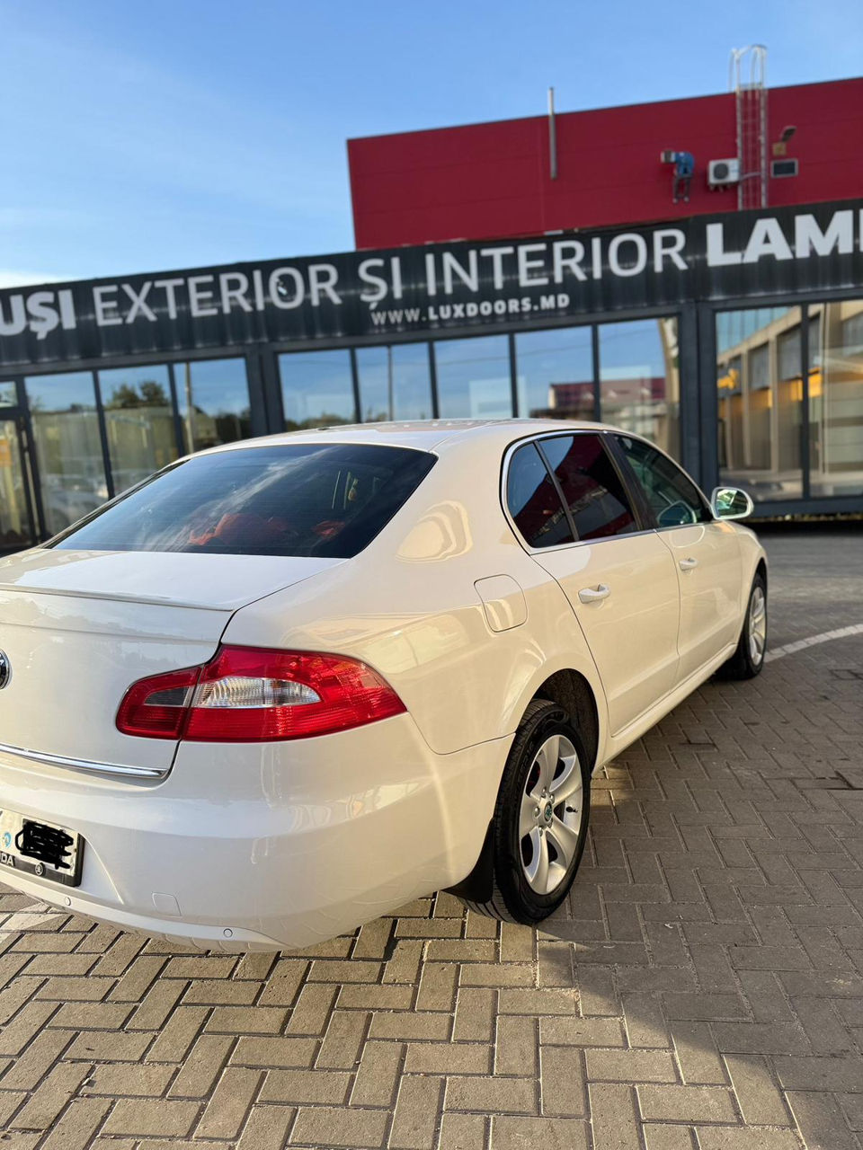 Skoda Superb foto 1