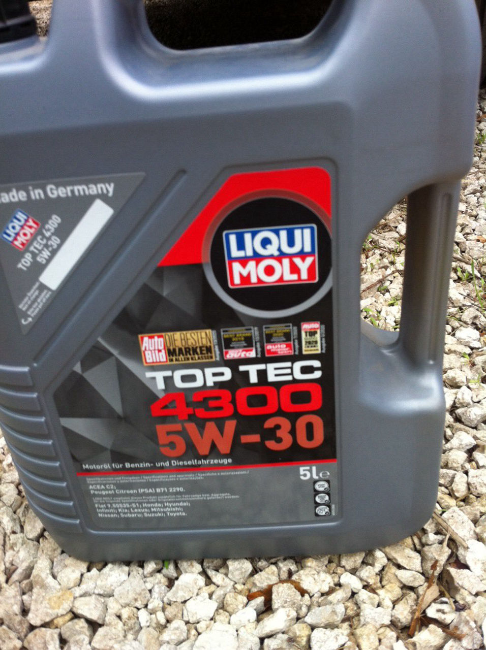 Продается запечатанная канистра на 5 л. моторного масла LIQUI MOLY 5W ...