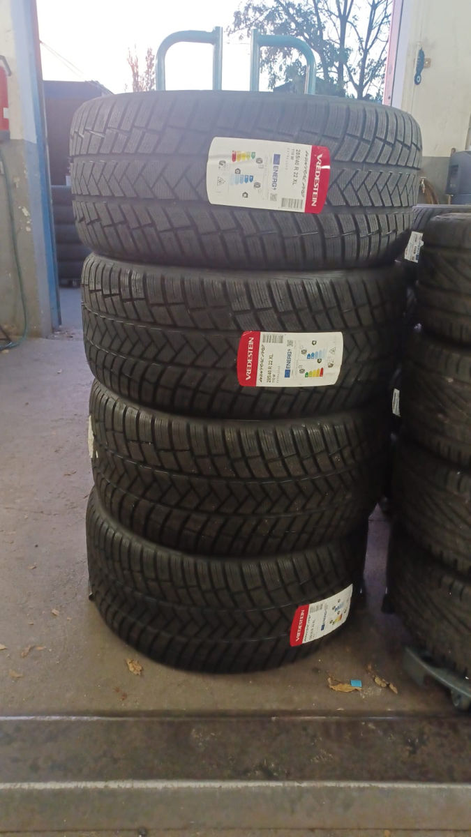 325 35 285 40 R22 325-35-285-40-r22