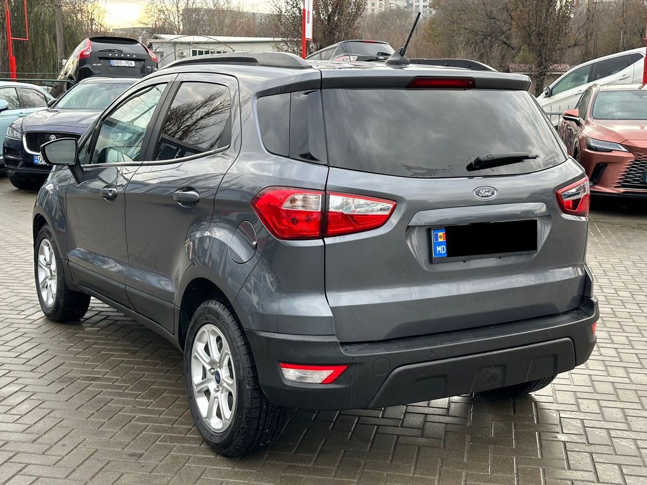 Ford EcoSport foto 2