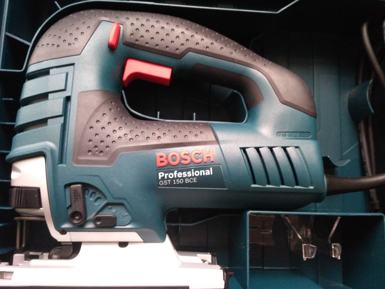 Лобзик Bosch GST 150 Bce Professional