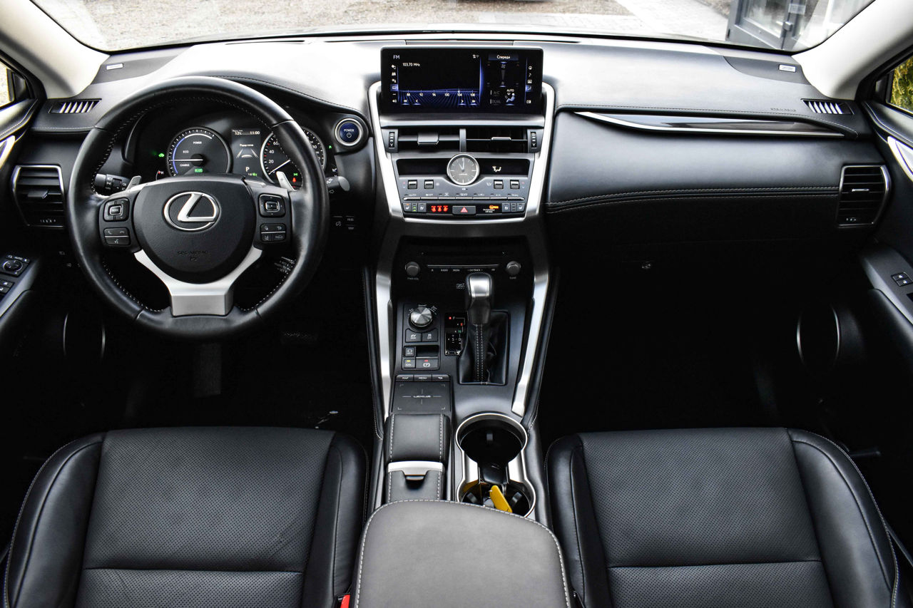 Lexus NX Series фото 7