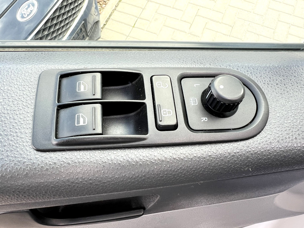 Volkswagen Transporter 6 Locuri 4x4  foto 7