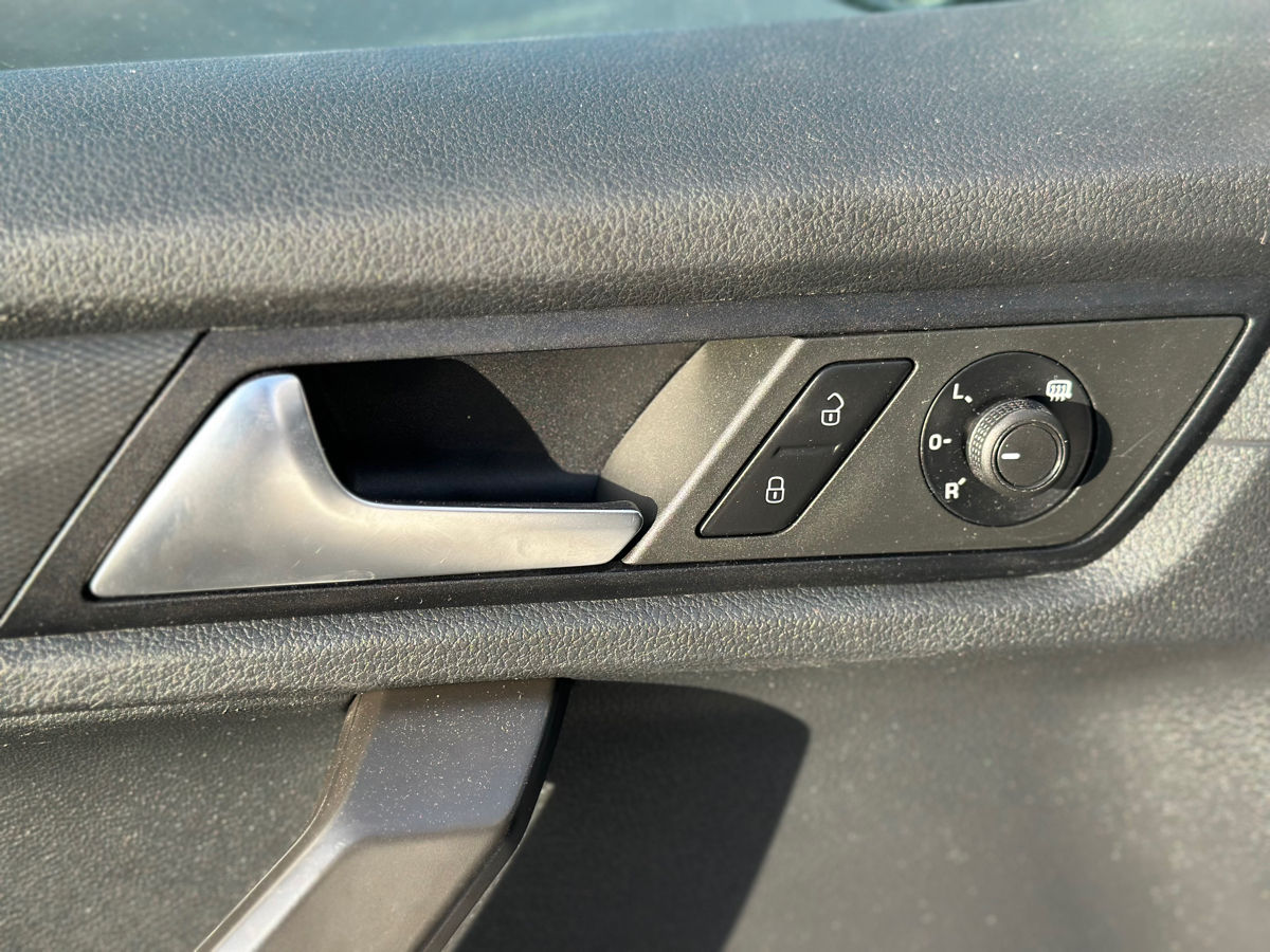 Volkswagen Caddy фото 9