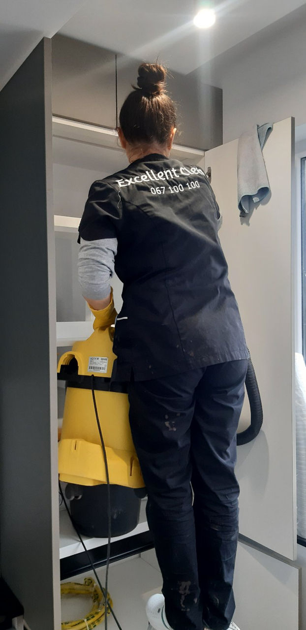 Servicii de curatenie in case, apartamente, etc. dupa reparatie sau unde se locuieste! foto 8