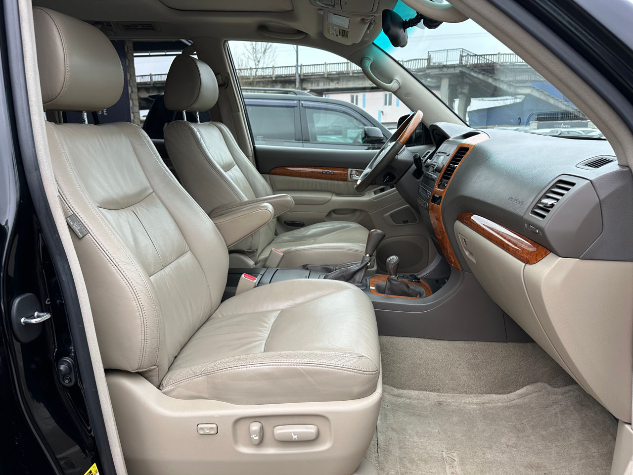 Lexus GX Series фото 13