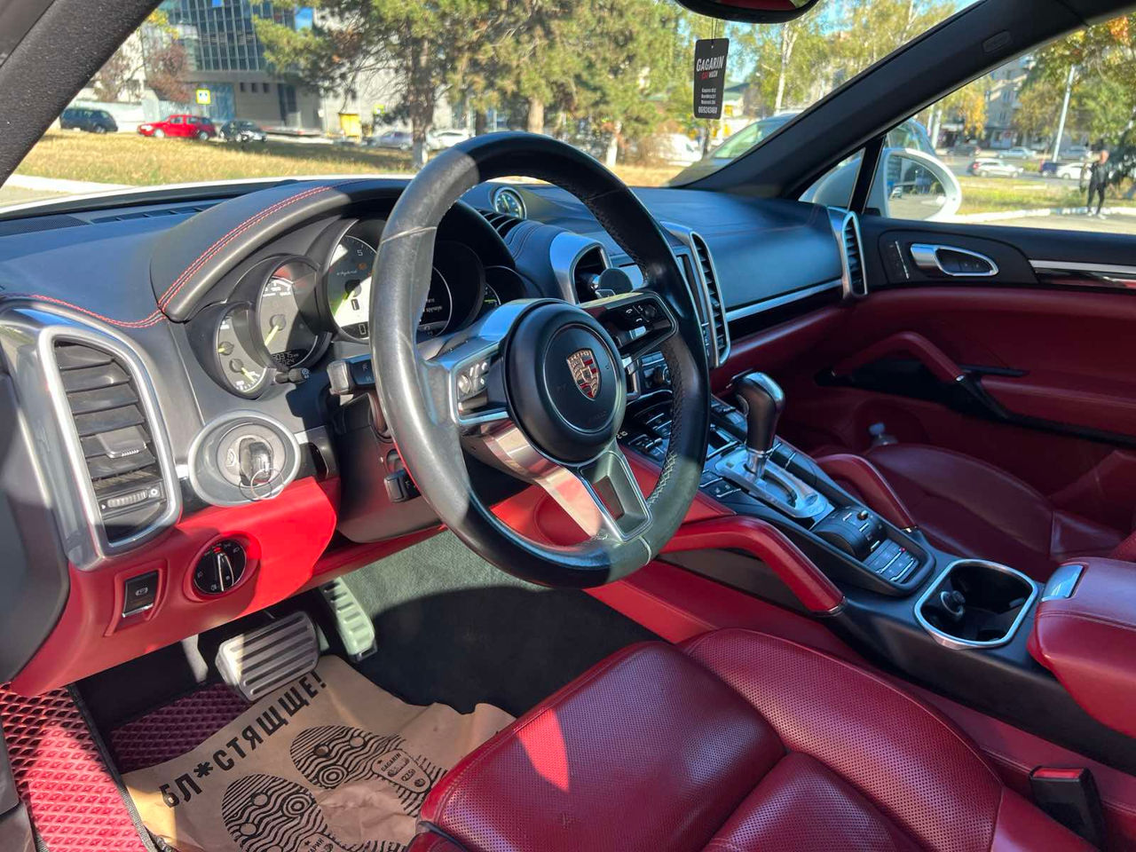 Porsche Cayenne foto 8