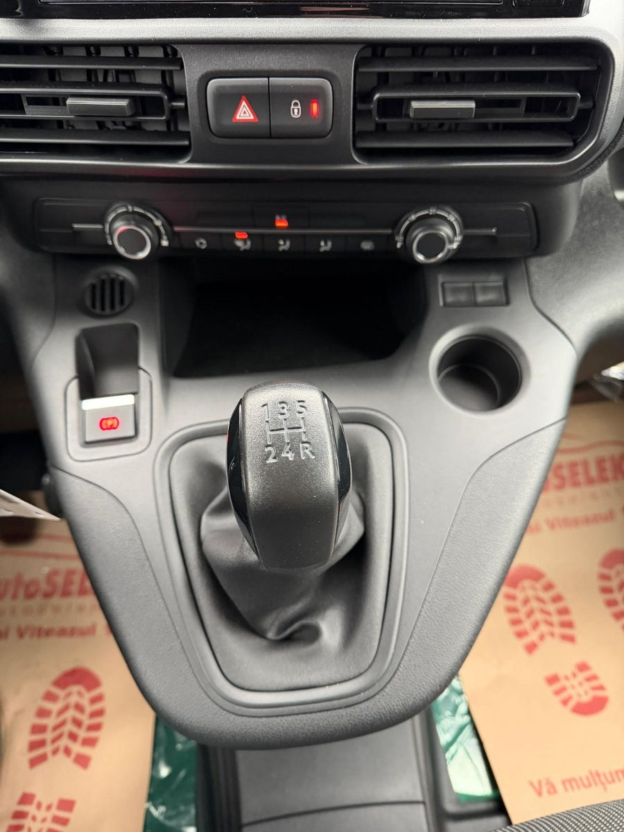 Fiat Doblo 2024 photo 16