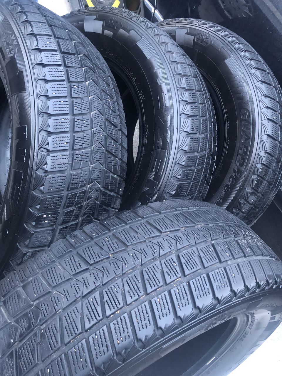 235/65 R17