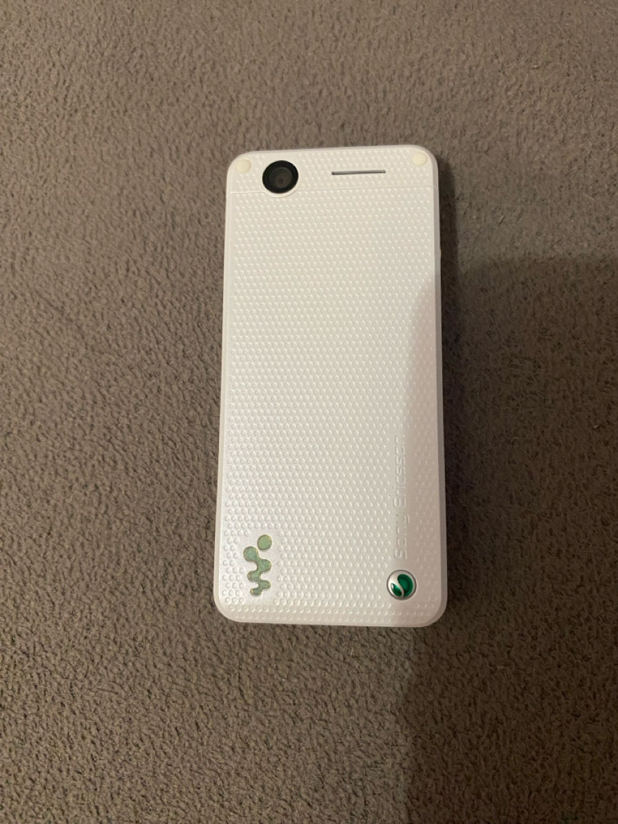 Sony Ericsson w302 фото 1