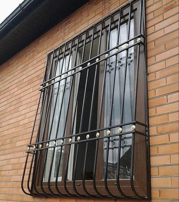 Gratii, grilaje din metal la geamuri la comandă  foto 6