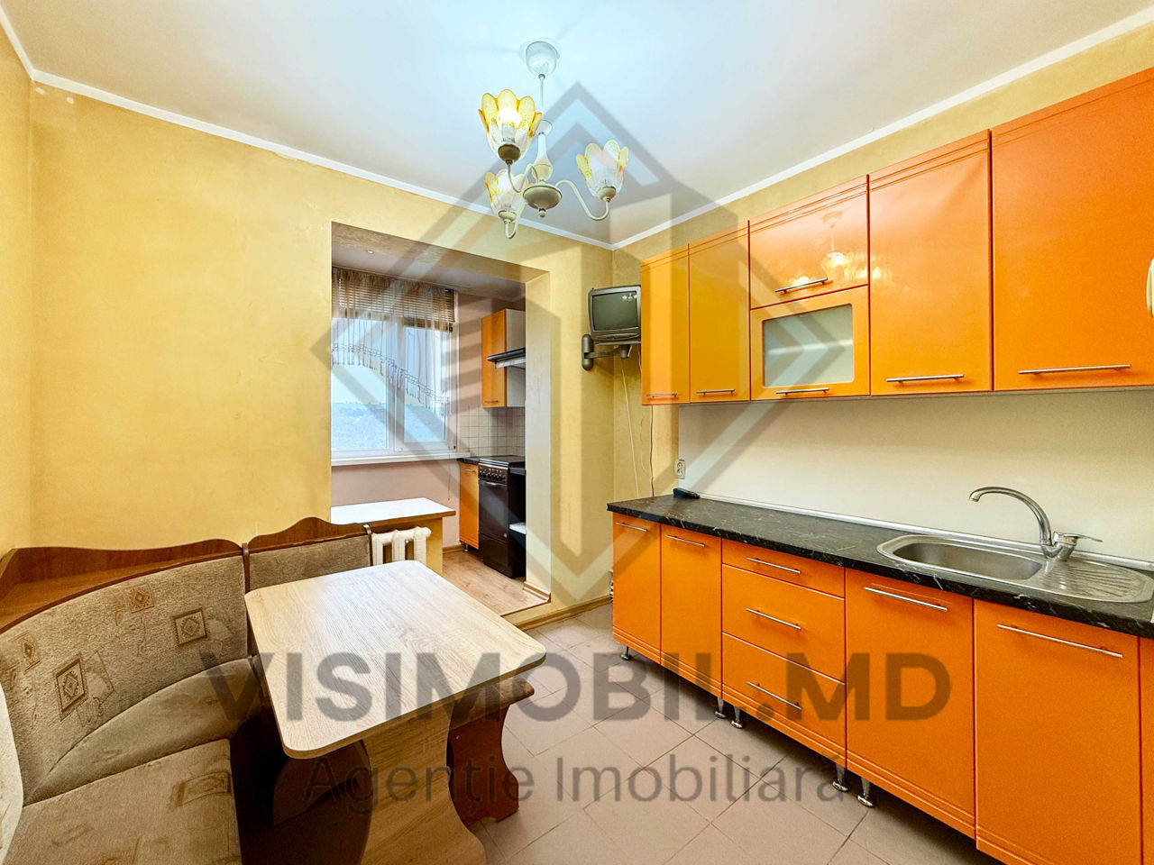 Apartament cu 2 camere, 56 m², Centru, Ungheni foto 8