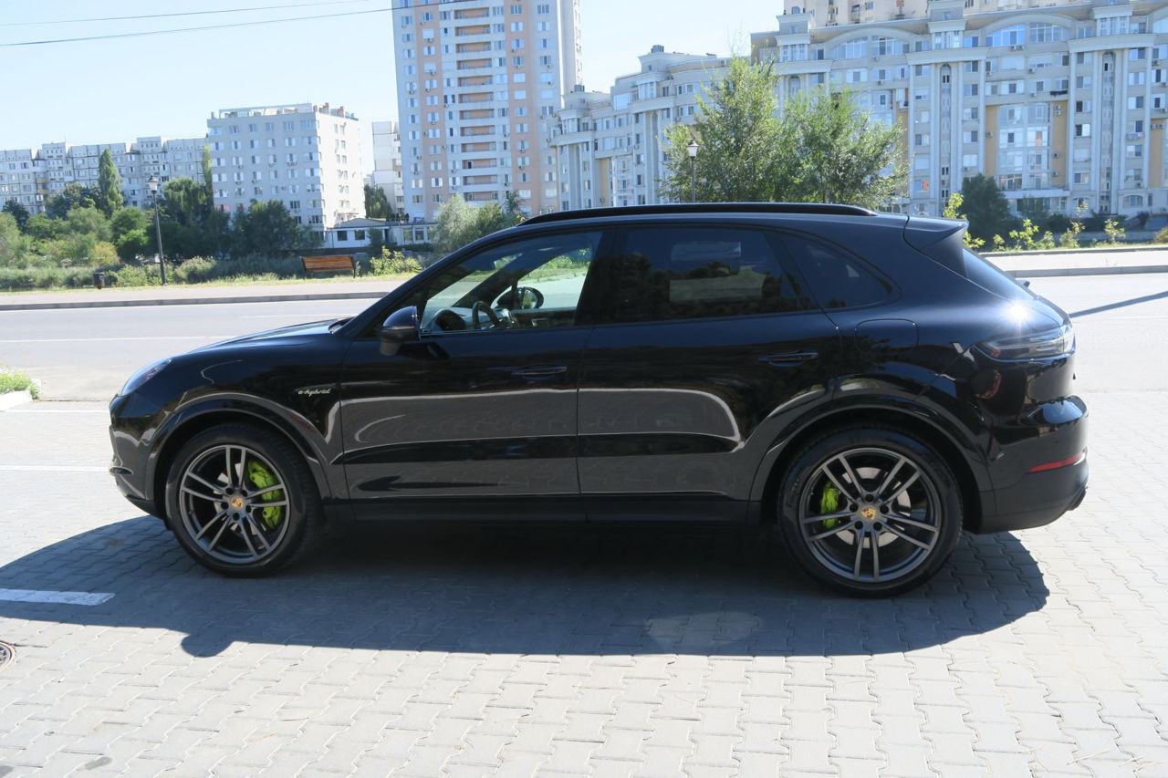 Porsche Cayenne foto 3