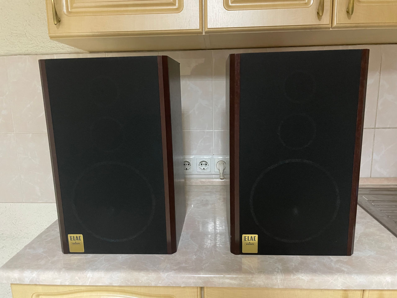 Elac axiom EL 55