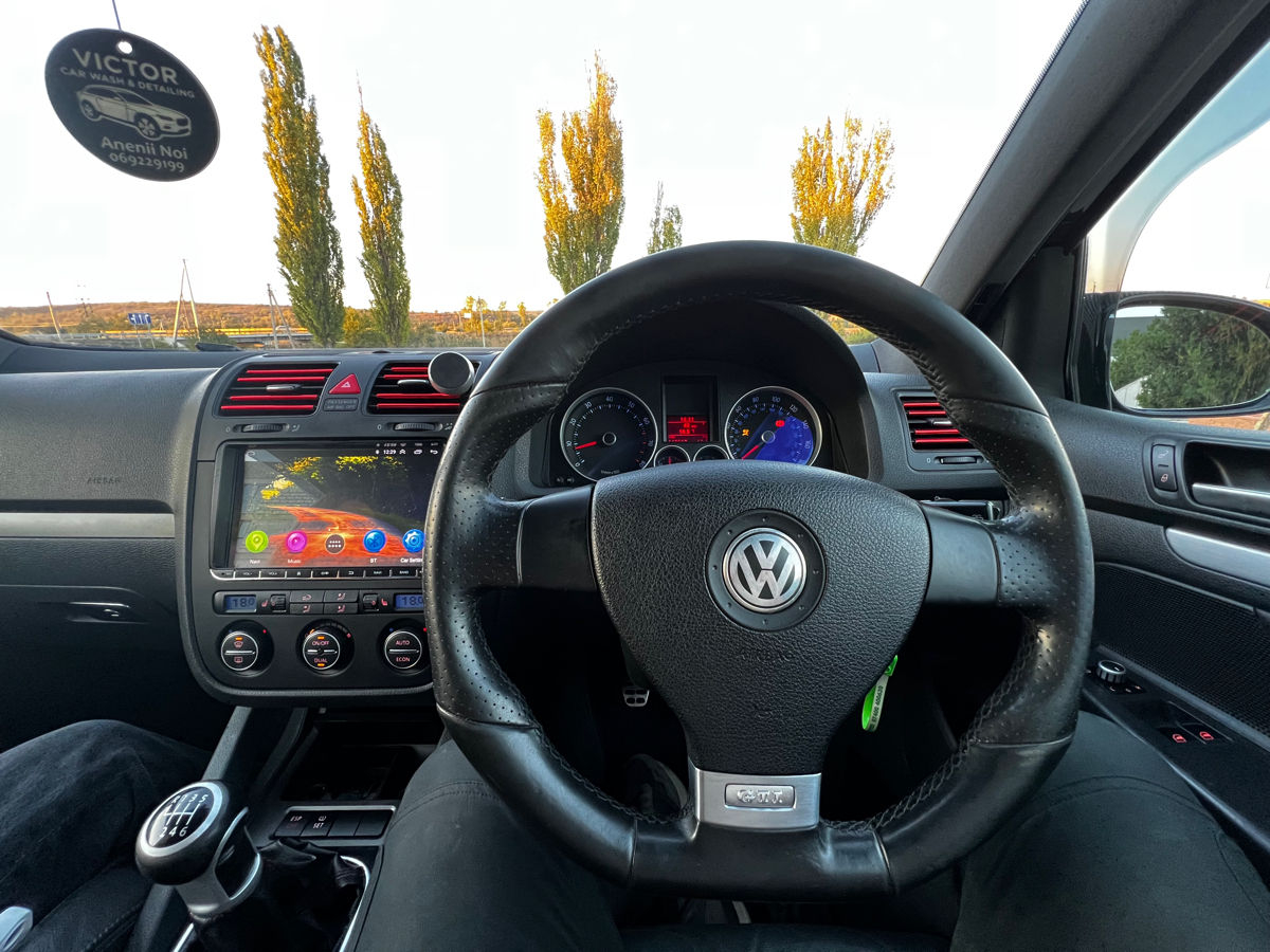 Volkswagen Golf foto 5