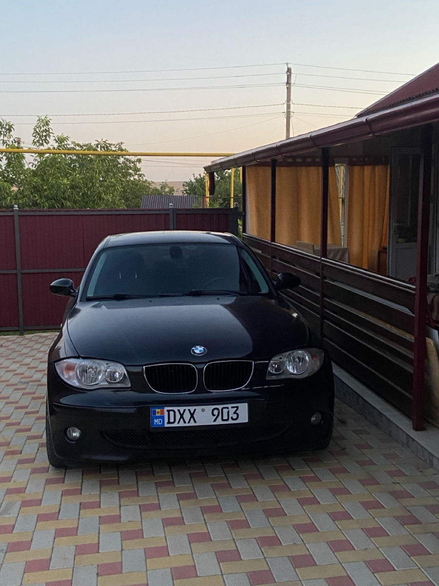 BMW 1 Series фото 1