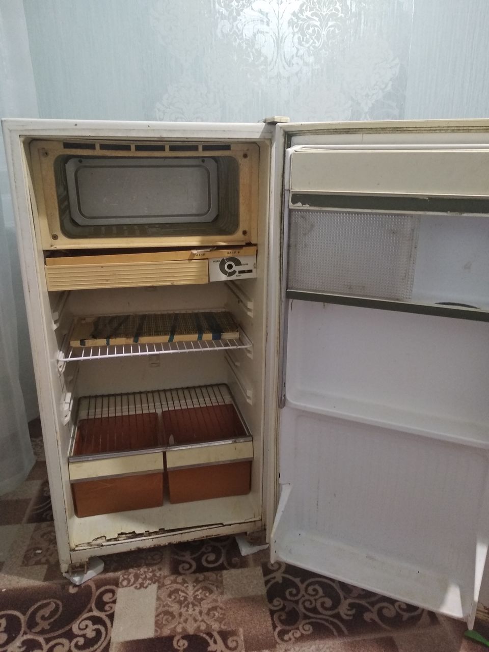 Советский холодильник