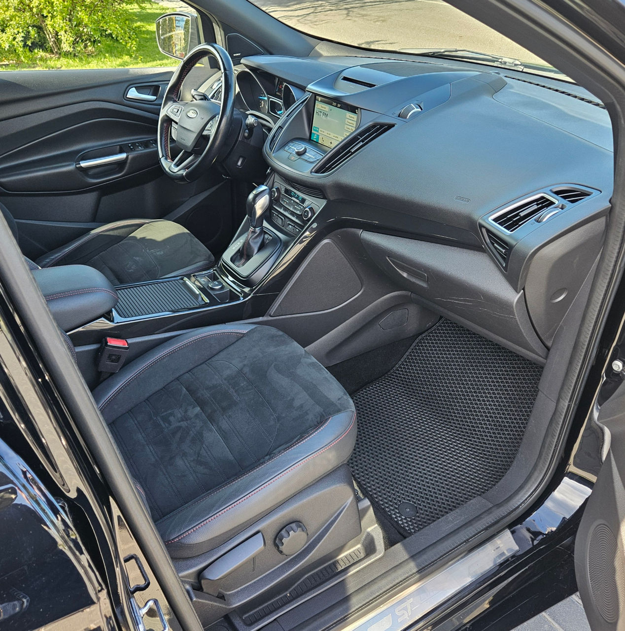 Ford Kuga foto 10