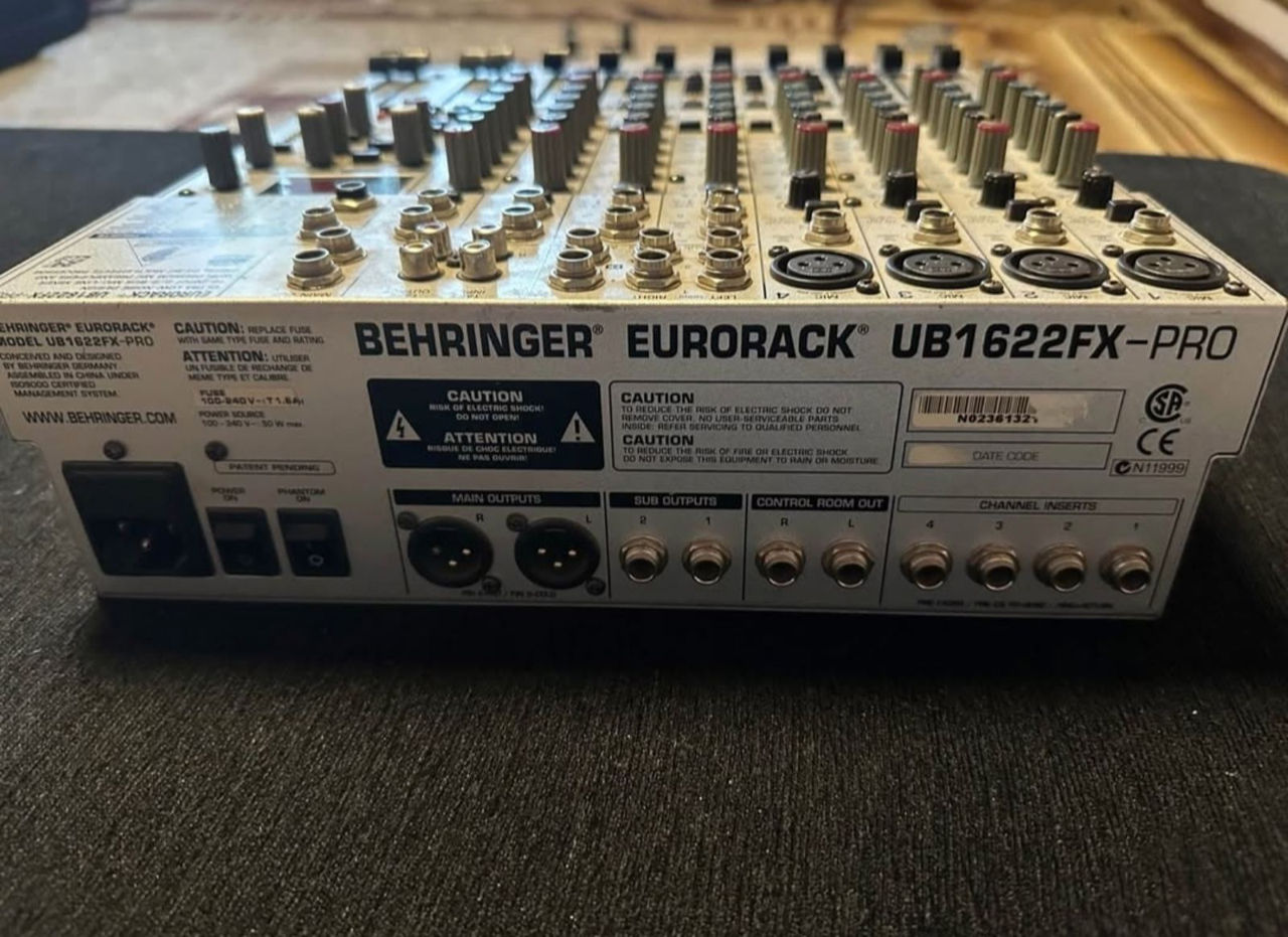 Mixer behringer 1204fx foto 1