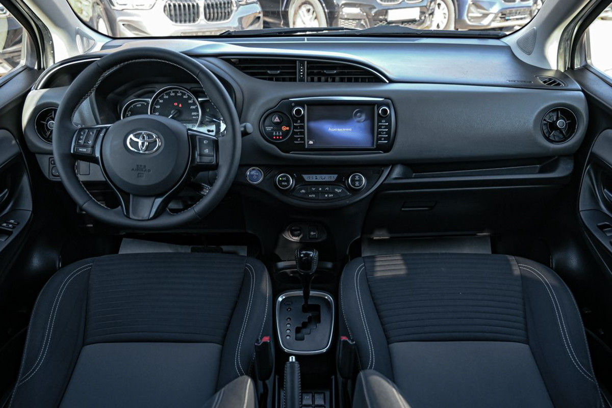 Toyota Yaris foto 5